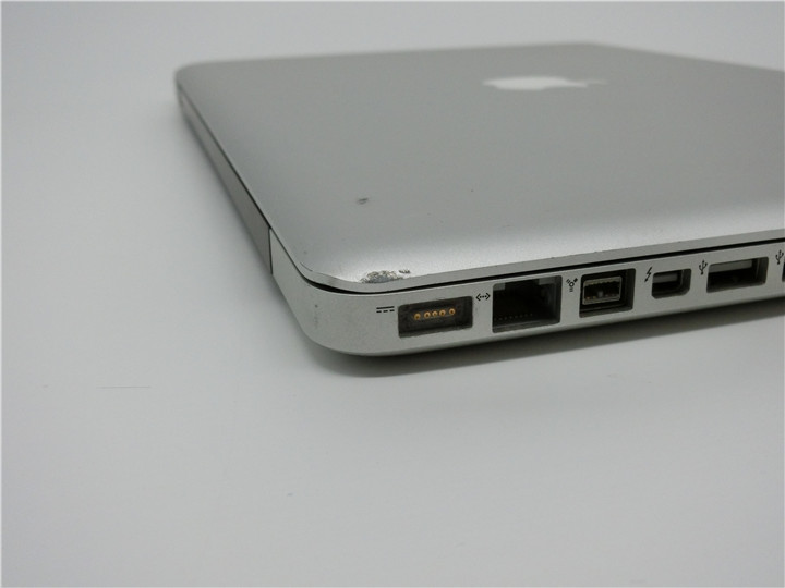 2011式 カメラ内蔵/ SSD512GB/8GB 15型 ノートPC COREi7 MacBookPro 