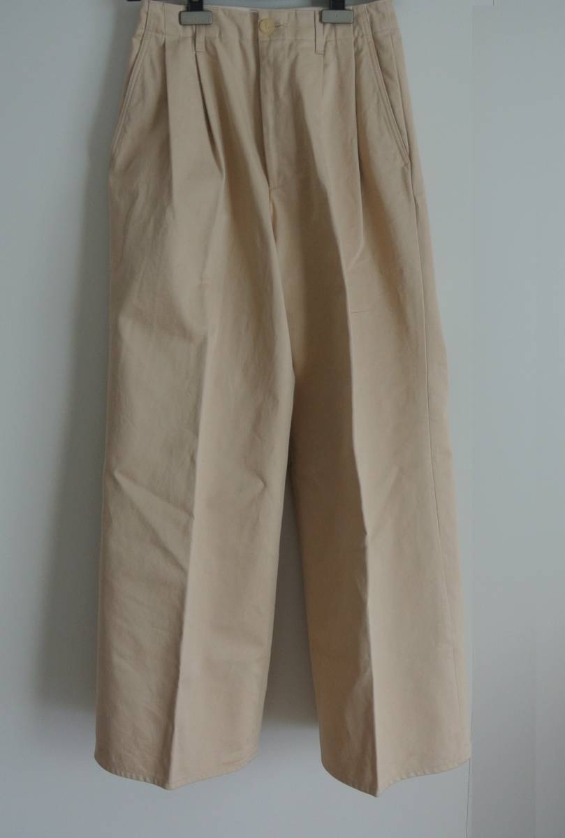 AURALEE オーラリー 　　WASHED FINX CHINO WIDE TUCK PANTS　ワイド　チノ　パンツ_画像2