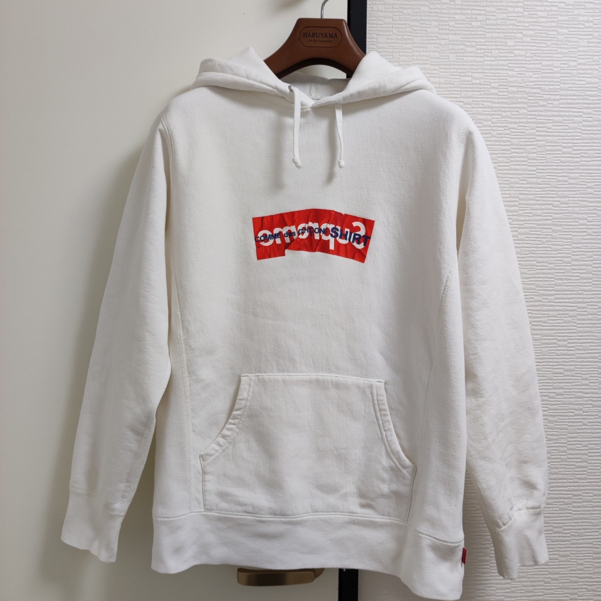 SUPREME × COMME des GARCONS