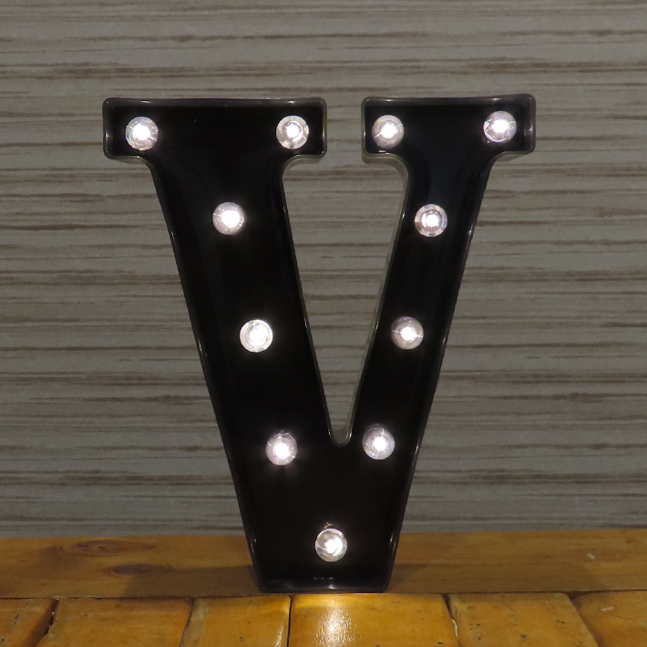 ブラック マーキーサイン アルファベット ( V ) LED ライト ランプ 電池式 照明 飾り 装飾 誕生日 結婚式 パーティー インテリア_画像1