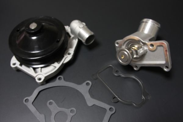 一部予約販売】 ポルシェ ウォーターポンプ 996 カレラ 4S S