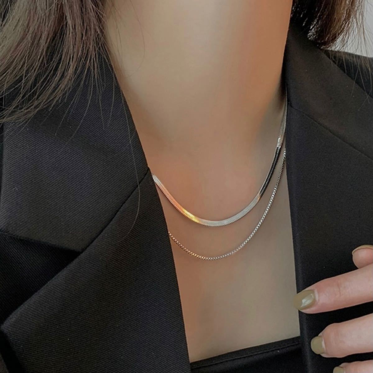 Paypayフリマ 人気 レイヤードスネークネックレス シルバー 韓国 Zara くすみ シンプル Silver 2連 メンズにも Paypayフリマ 人気 レイヤードスネークネックレス シルバー 韓国 Zara くすみ シンプル Silver 2連 メンズにも