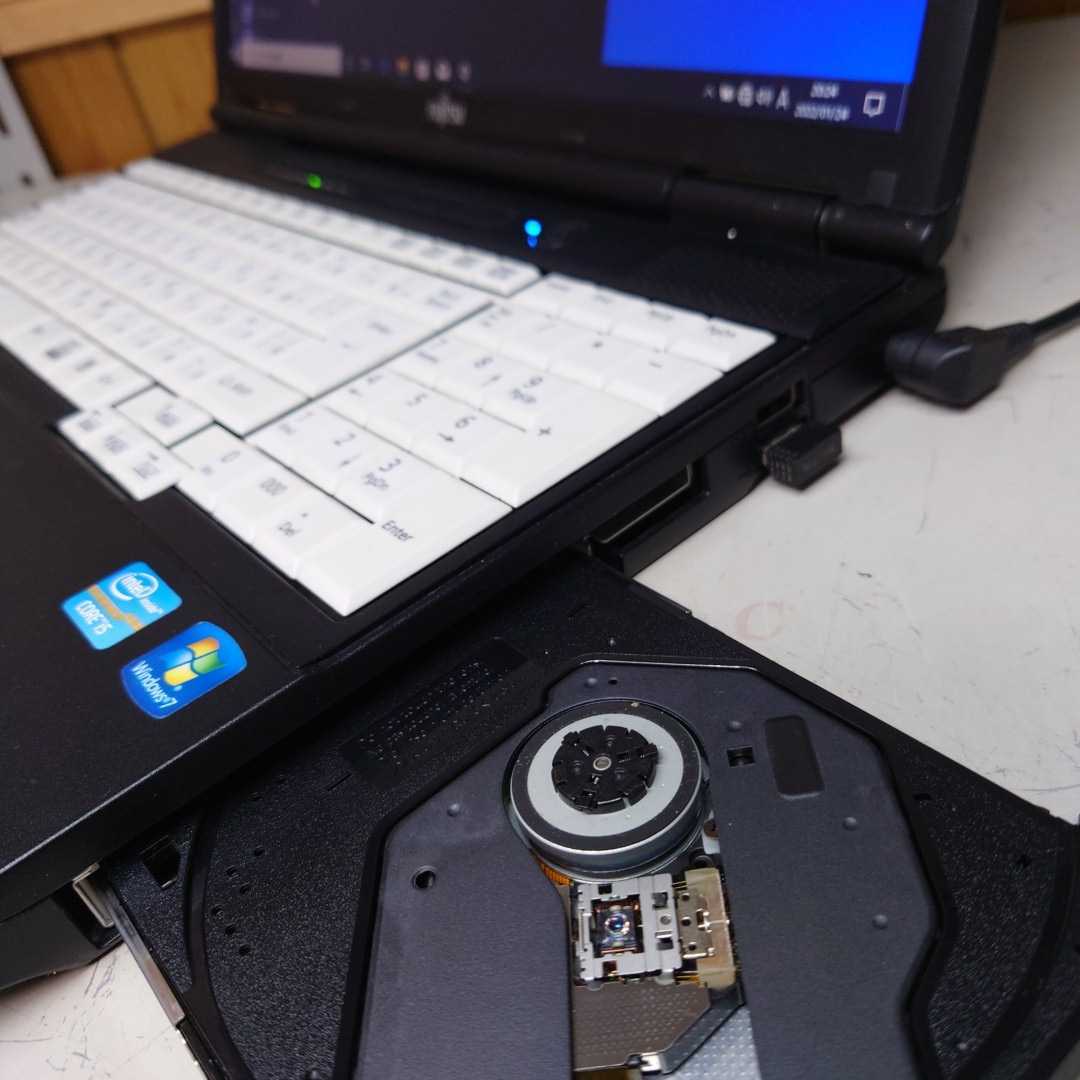 Win10 RS-232Cケーブル付きノートパソコン。NC工作機械の Win10 RS-232Cケーブル付きノートパソコン。NC工作機械の