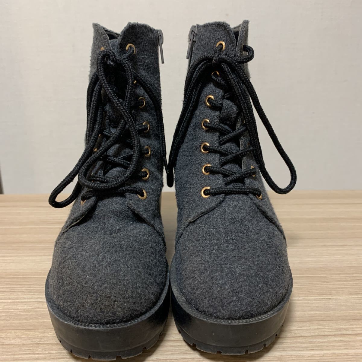 ブーツ　Mサイズ(23〜23.5)