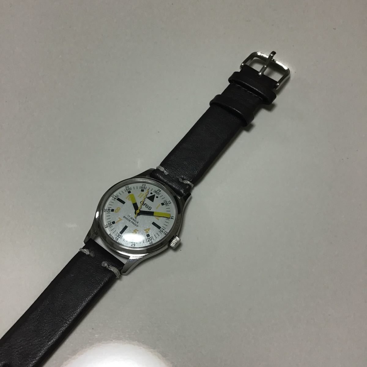 ORIS Vintage Swiss Watch オリス ヴィンテージ 手巻き　腕時計　白文字盤③_画像4