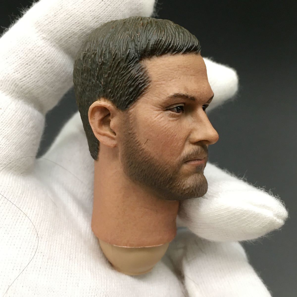 B157 1/6 塗装済みヘッド フィギュア ヘッド HOTTOYS 男性素体対応 B157_画像3