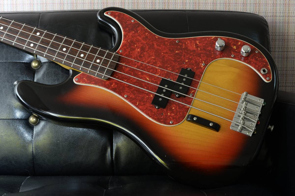 FENDER JAPAN PRECISION BASS ハードケース付属_画像2