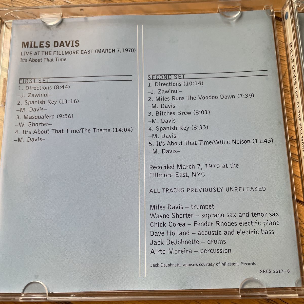 MILES DAVIS /LIVE AT THE FILLMORE EAST /国内盤2枚組CD_画像3