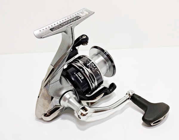 シマノ(SHIMANO) レアニウム CI4+ C3000HG スピニング 磯釣り シーバス