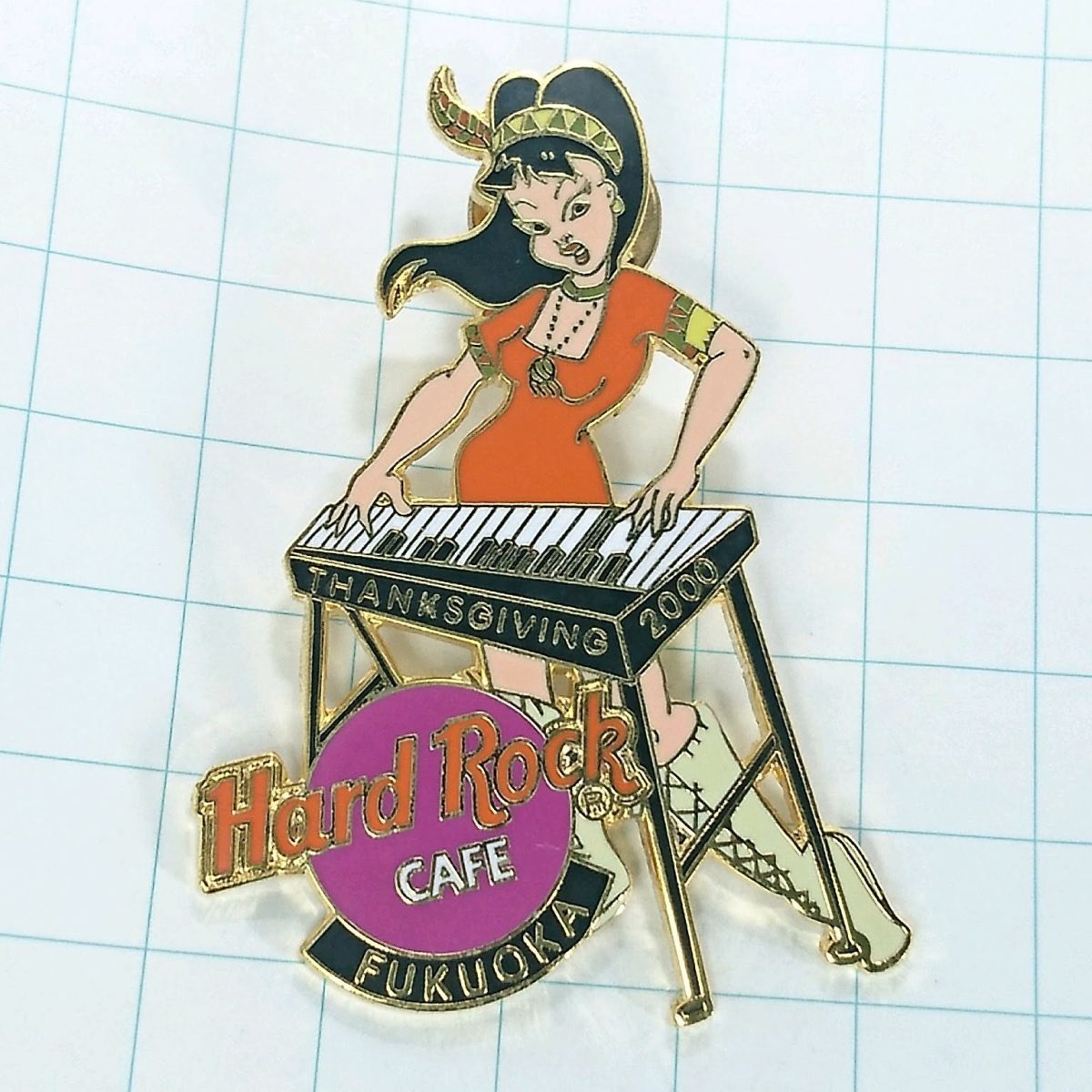 送料無料)Hard Rock Cafe ガールズバンド キーボード ハードロックカフェ ピンバッジ PINS ブローチ ピンズ A05757_画像1