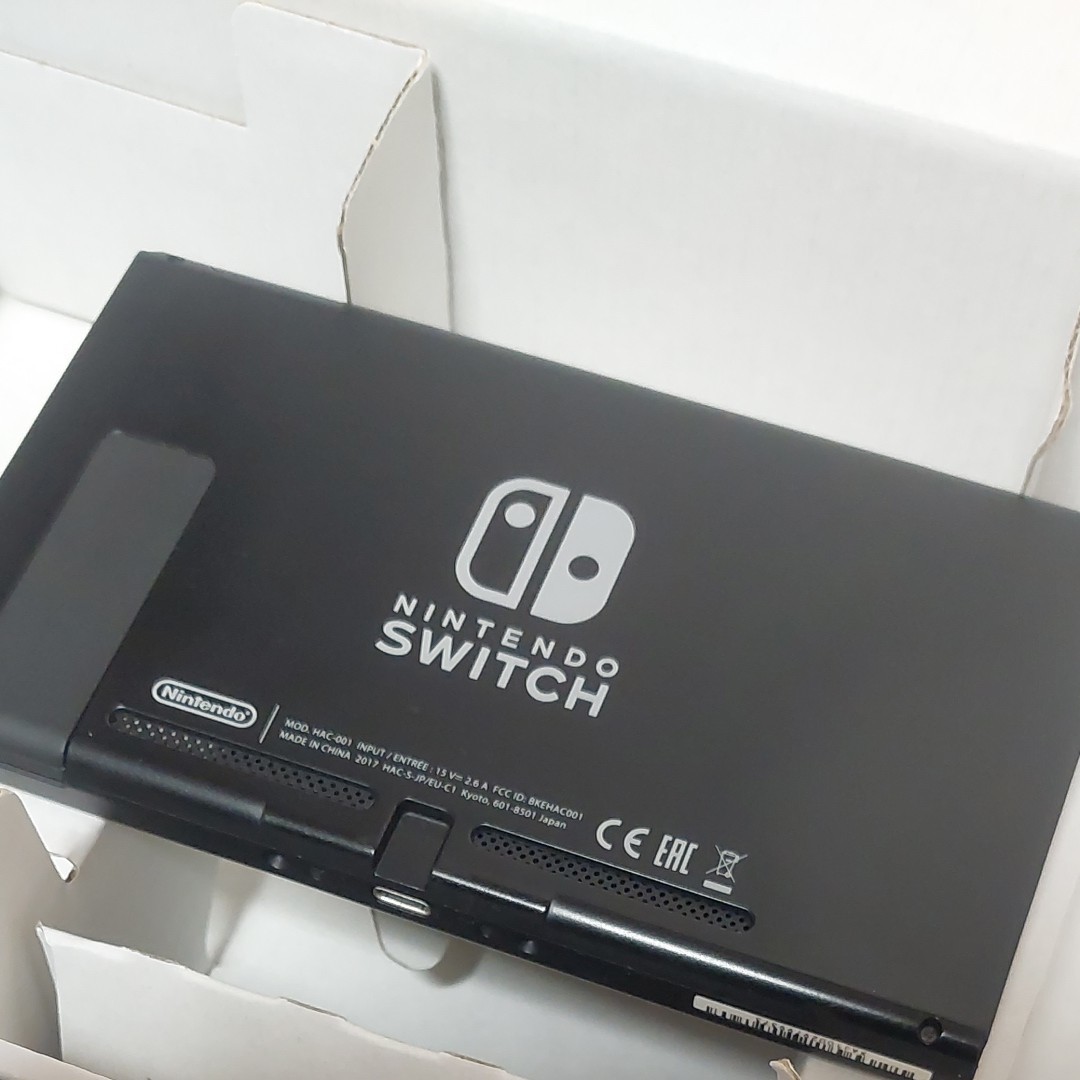 ニンテンドースイッチ　本体　液晶画面のみ　　  　ゲーム機　本体　中古