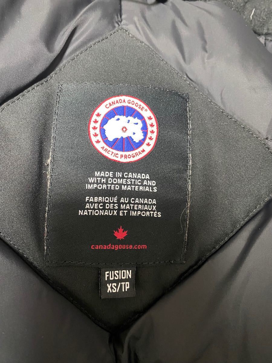 カナダグース　ヴィクトリア CANADA GOOSE