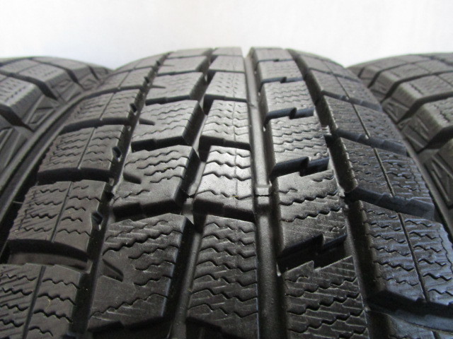 ★STUDLESS 4本　165/65R15 81Q　DUNLOP　WINTER MAXX WM01　超バリ山　薄溝有　ソリオ・タフトなど_画像4