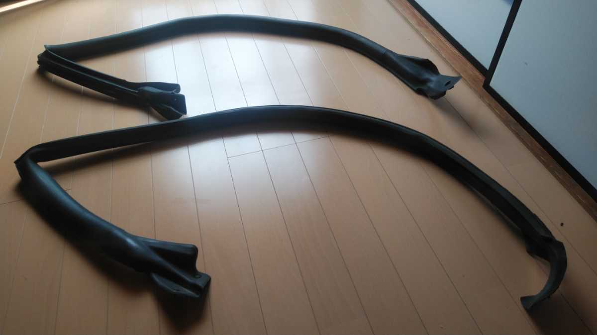 まとめ買いでお得 新品未使用 匿名配送 トヨタ純正 モール ボディ側