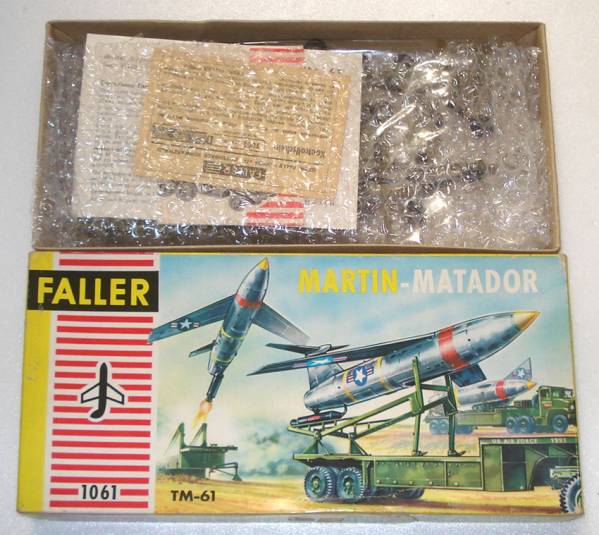 セール品☆FALLERファーラー/マーチン マタドール USAF TM61(1/100）オリジナル_画像1