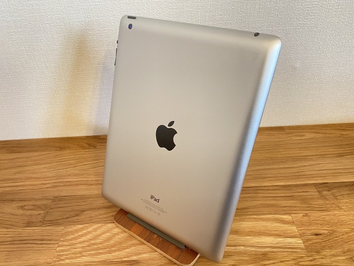 1円～☆領収書発行可能☆【初期化済み】Apple iPad 4 Wi-Fiモデル A1458 MD510J/A 16GB 黒 ブラック 60サイズ_画像6