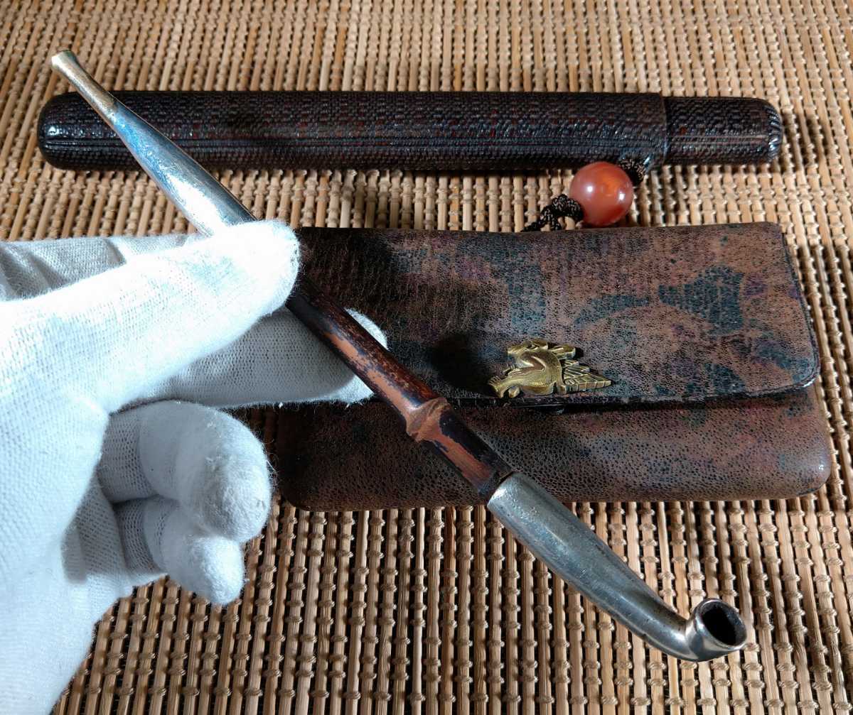 煙草入れ 時代物 提物 銀と竹製 煙管 猿の留金 革 キセル 喫煙具