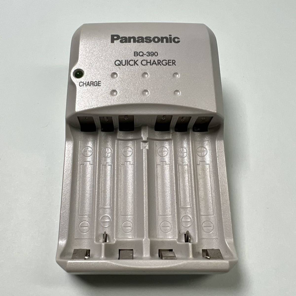 エネループ 充電器　パナソニック充電器　充電池 単3 単4 eneloop Panasonic BQ-390 充電式ニッケル水素電池_画像7