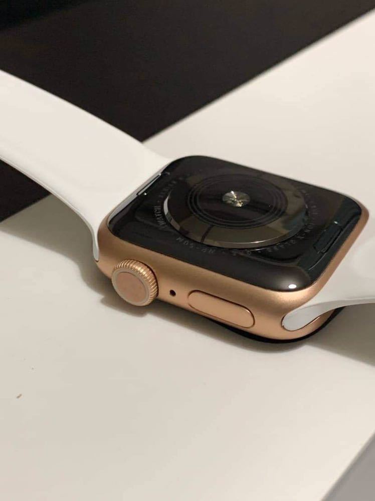 Apple Watch Series 5 32gb ｜GPSモテル｜ 即発送 iphone 8 X 11 12 13 