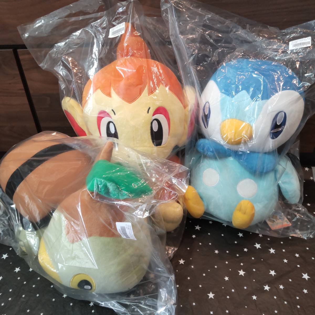 ポケットモンスター めちゃでかぬいぐるみ <ナエトル・ヒコザル ポケットモンスター めちゃでかぬいぐるみ <ナエトル・ヒコザル