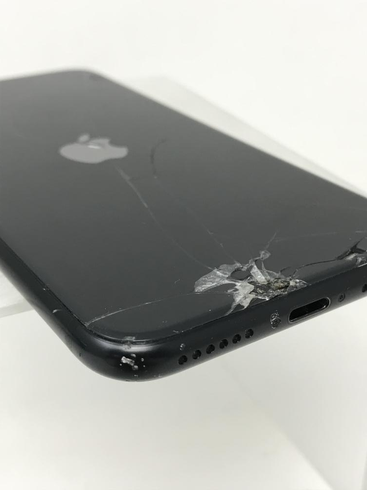 セデックバレ豪華版 U516【ジャンク品】 iPhoneSE(第二世代) 128GB ...