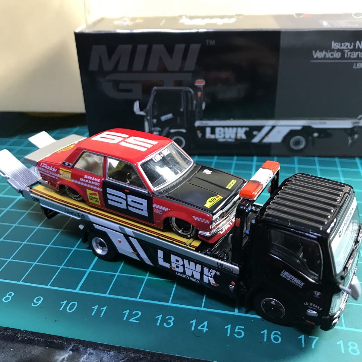 Yahoo!オークション - 1/64ミニGTいすゞトランスポーターLB Yahoo!オークション - 1/64ミニGTいすゞトランスポーターLB