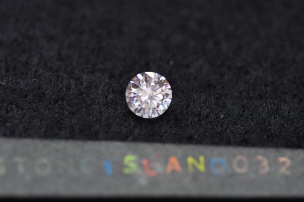 Yahoo!オークション - ラボ ダイヤモンド １ct ラウンドカット 宝石 