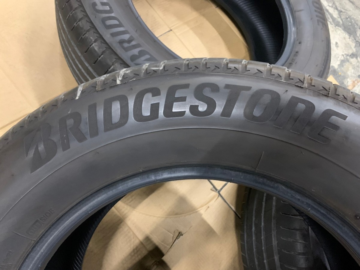 クリアランス買付 265/60R18 3本セット ブリヂストン ALENZA(アレンザ) 001 【本数限定】タイヤのみ【特価品】18インチ クリアランス買付 265/60R18 3本セット ブリヂストン ALENZA(アレンザ) 001 【本数限定】タイヤのみ【特価品】18インチ