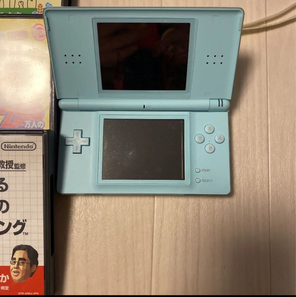 任天堂DS lite、ソフト8枚セット、中古品