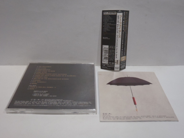 CD　フー・ファイターズ　FOO FIGHTERS / ECHOES, SILENCE, PATI ENCE & GRACE　日本盤ボーナストラック_画像3