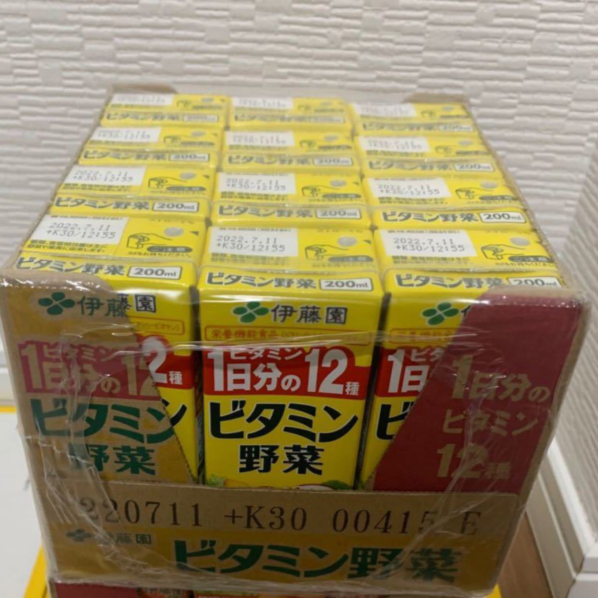  24本ビタミン野菜 紙パック 200ml(送料込み)