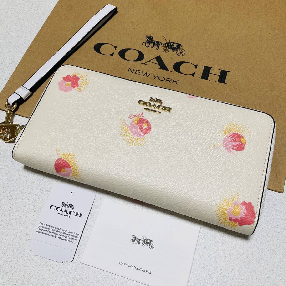 COACH コーチ 長財布 花柄 リストレット - 長財布