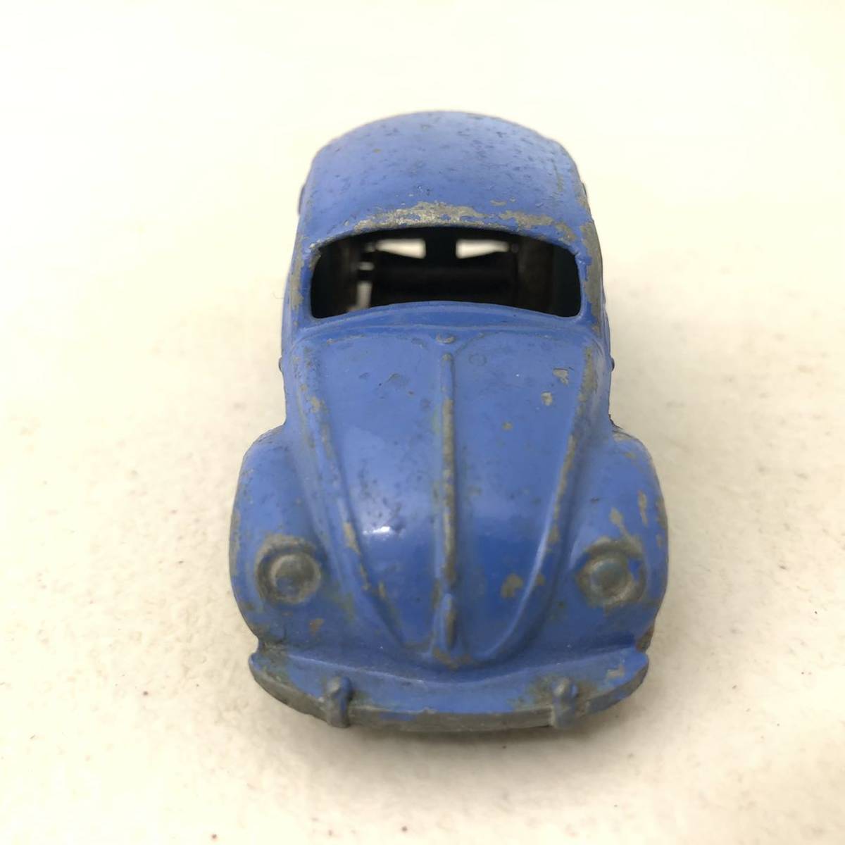 空冷　VW ビートル　オーバル　ミニカー　ディンキー　DINKY TOYS 1/43 当時モノ　ユーズドコンディション　ちょっと濃い青色_画像3