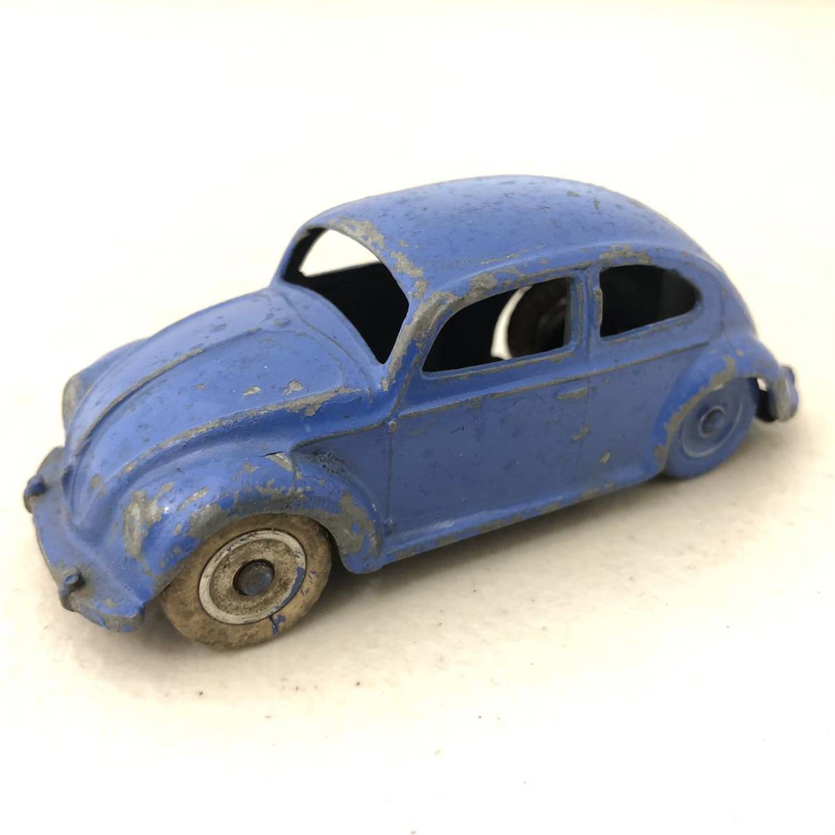 空冷　VW ビートル　オーバル　ミニカー　ディンキー　DINKY TOYS 1/43 当時モノ　ユーズドコンディション　ちょっと濃い青色_画像4