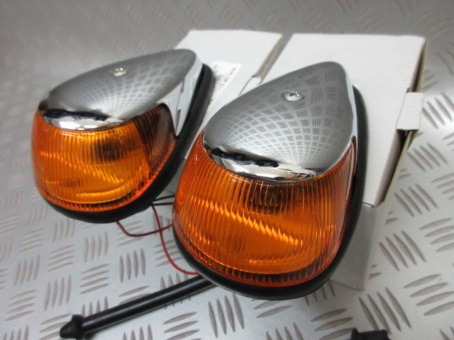 VW空冷 1968-1969　T1ビートル ターンシグナルフラッシャー pr NEW　 IAP 113953041M Parking / Turn Signal Lamp Assembly_画像3