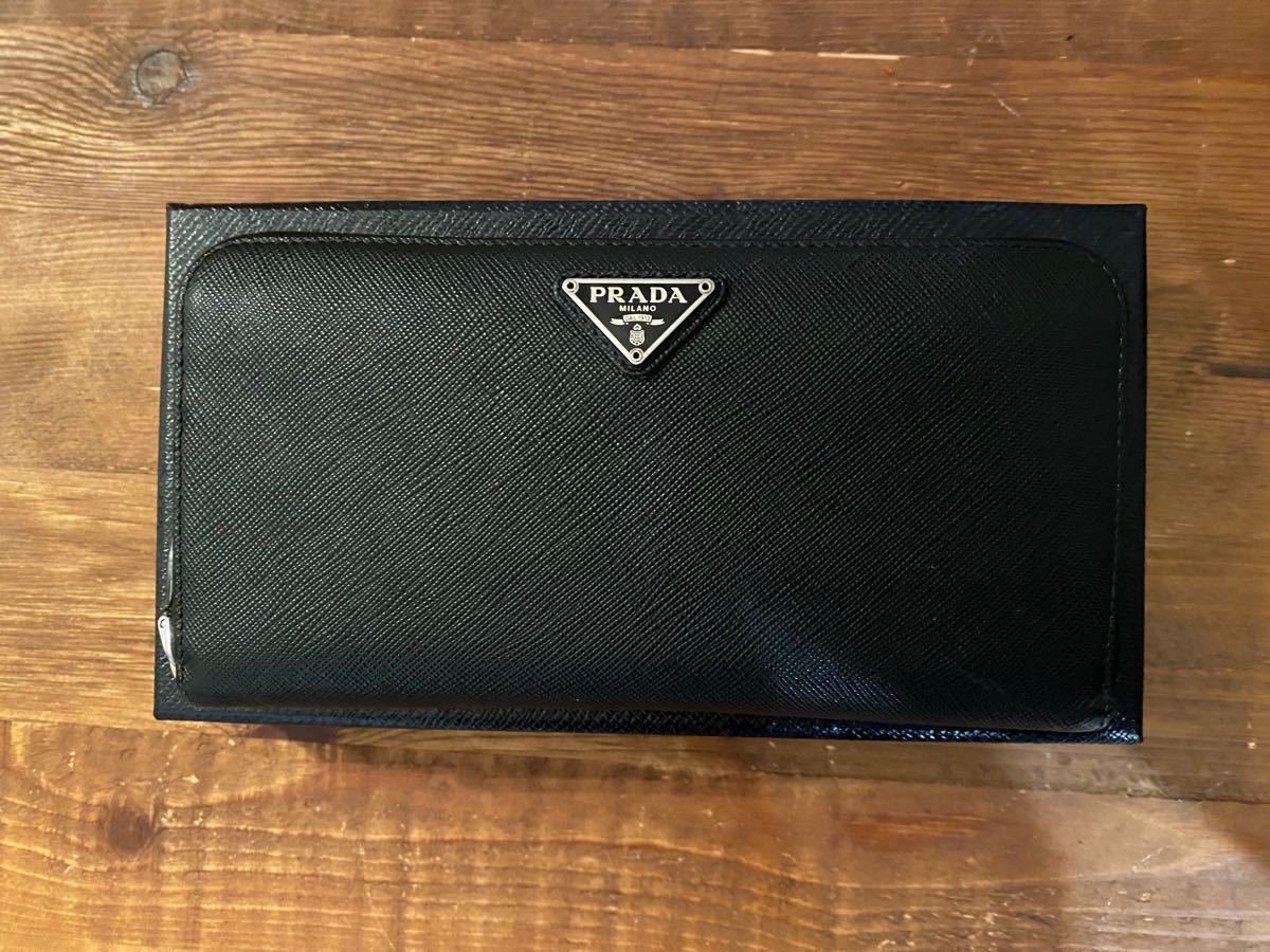 PRADA プラダ 長財布 ジップアラウンド財布(¥20,999) avnc.com.ar
