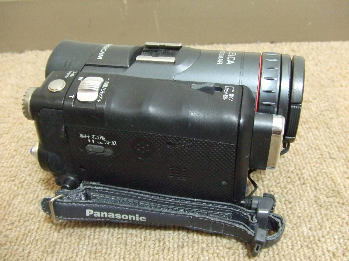 V559 Panasonic パナソニック デジタルビデオカメラ NV-GS200 3CCD miniDV 中古　未確認　ジャンク_画像3