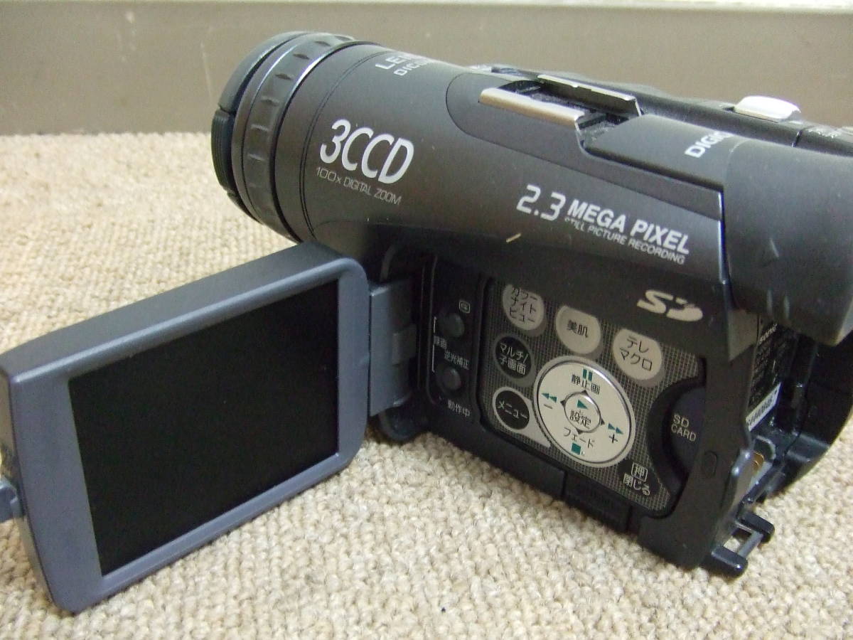 V559 Panasonic パナソニック デジタルビデオカメラ NV-GS200 3CCD miniDV 中古　未確認　ジャンク_画像7