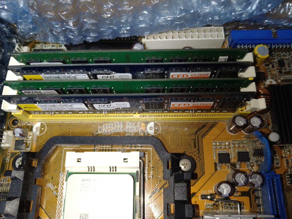 中古PCパーツ　M2A-VM　マザーボード　CPU　 4GBメモリー
