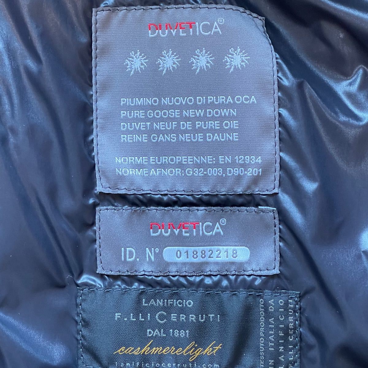 DUVETICA デュベティカ AristeoWool アリステオ ウール