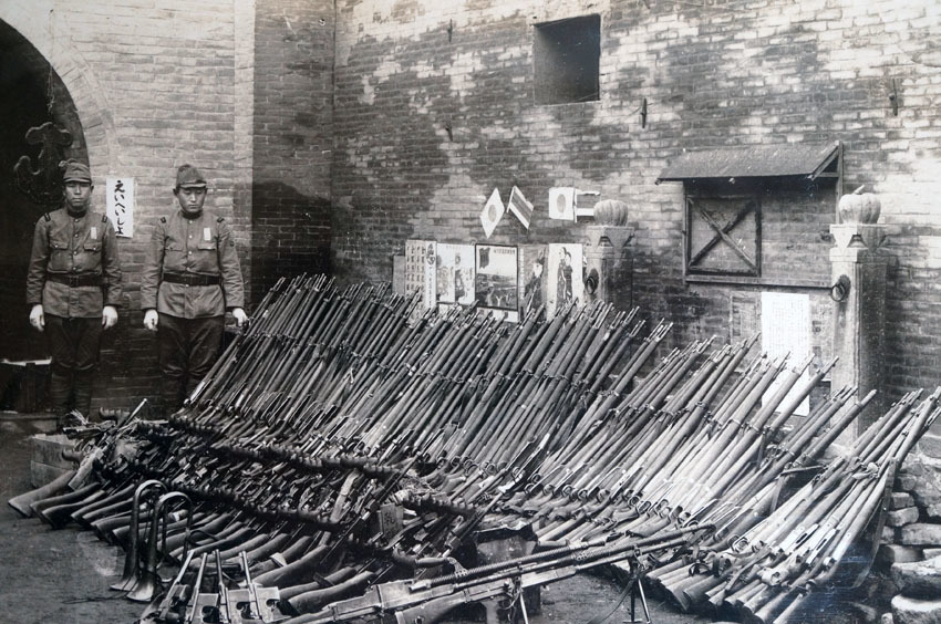 戦前「支那事変 写真アルバム4冊 勲記 地図 まとめて」写真 約 戦前「支那事変 写真アルバム4冊 勲記 地図 まとめて」写真 約