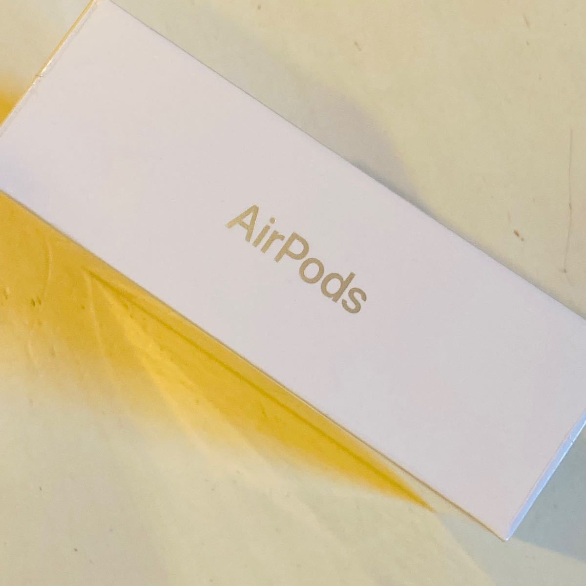 【新品未開封品 】Apple AirPods 第2世代 MV7N2J/A 送料無料