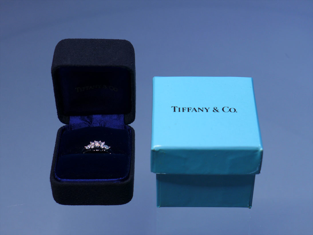 ティファニー TIFFANY&Co　７石 　セブンストーンダイヤモンド入　リング　指輪　PT９５０　プラチナリング　本物保証品_画像1