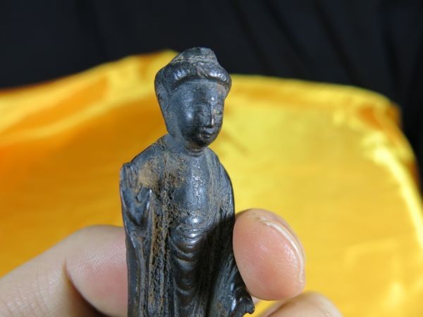 B 古銅如来立像 鎌倉～江戸時代 資料館展示品 仏像 仏教 寺院の画像10