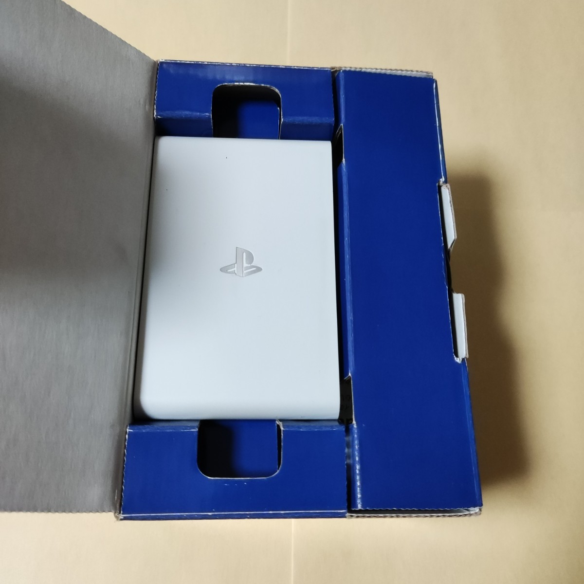 PlayStation Vita TV 本体 ホワイト (VTE-1000AB01)