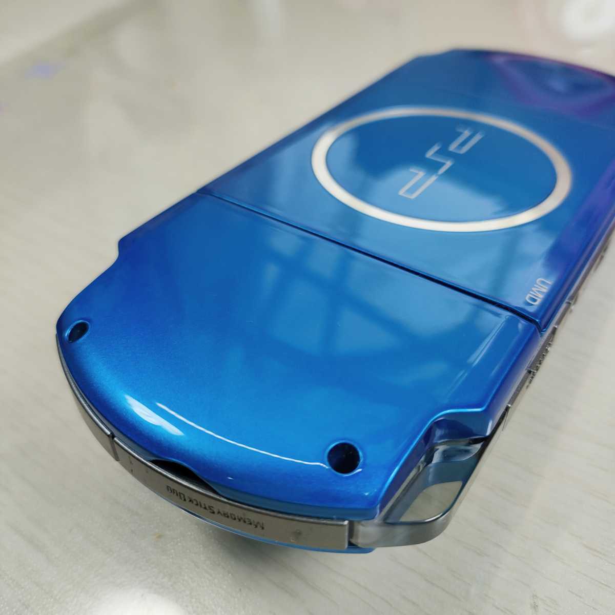 美品 液晶黄ばみ無し PSP 3000 バイブラントブルー 本体 美品 液晶黄ばみ無し PSP 3000 バイブラントブルー 本体