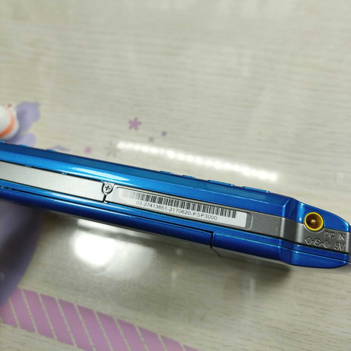 美品 液晶黄ばみ無し PSP 3000 バイブラントブルー 本体 美品 液晶黄ばみ無し PSP 3000 バイブラントブルー 本体