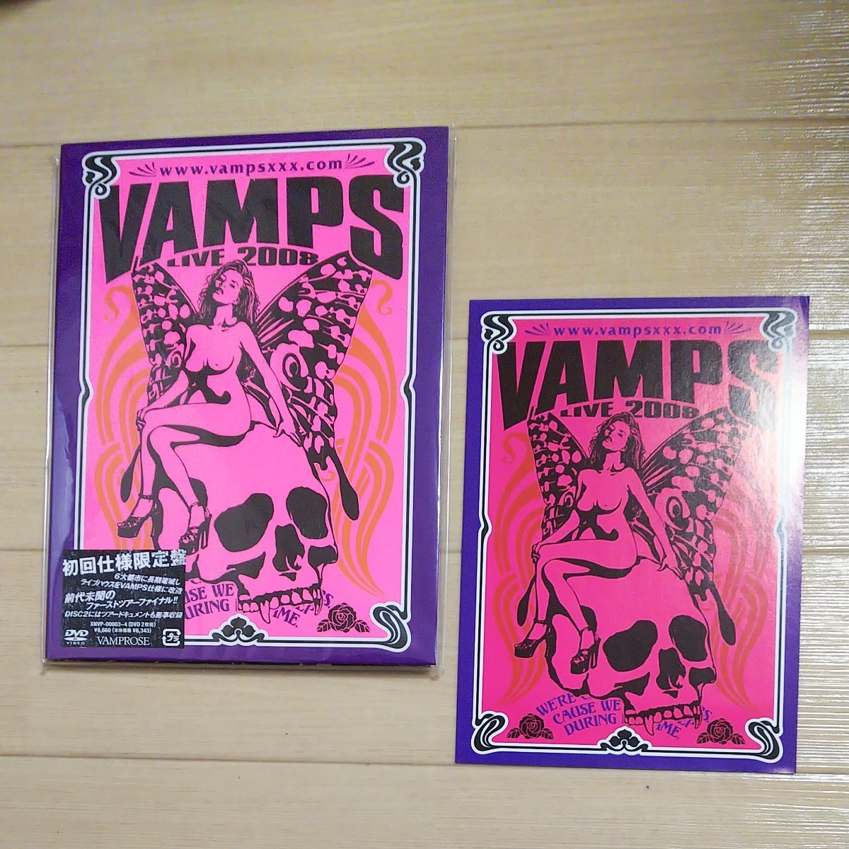 VAMPS LIVE 2008 DVD2枚組【初回仕様限定盤DVD】【ｼﾞｬｹｯﾄ同様ｽﾃｯｶｰ付き】 【値下げ】