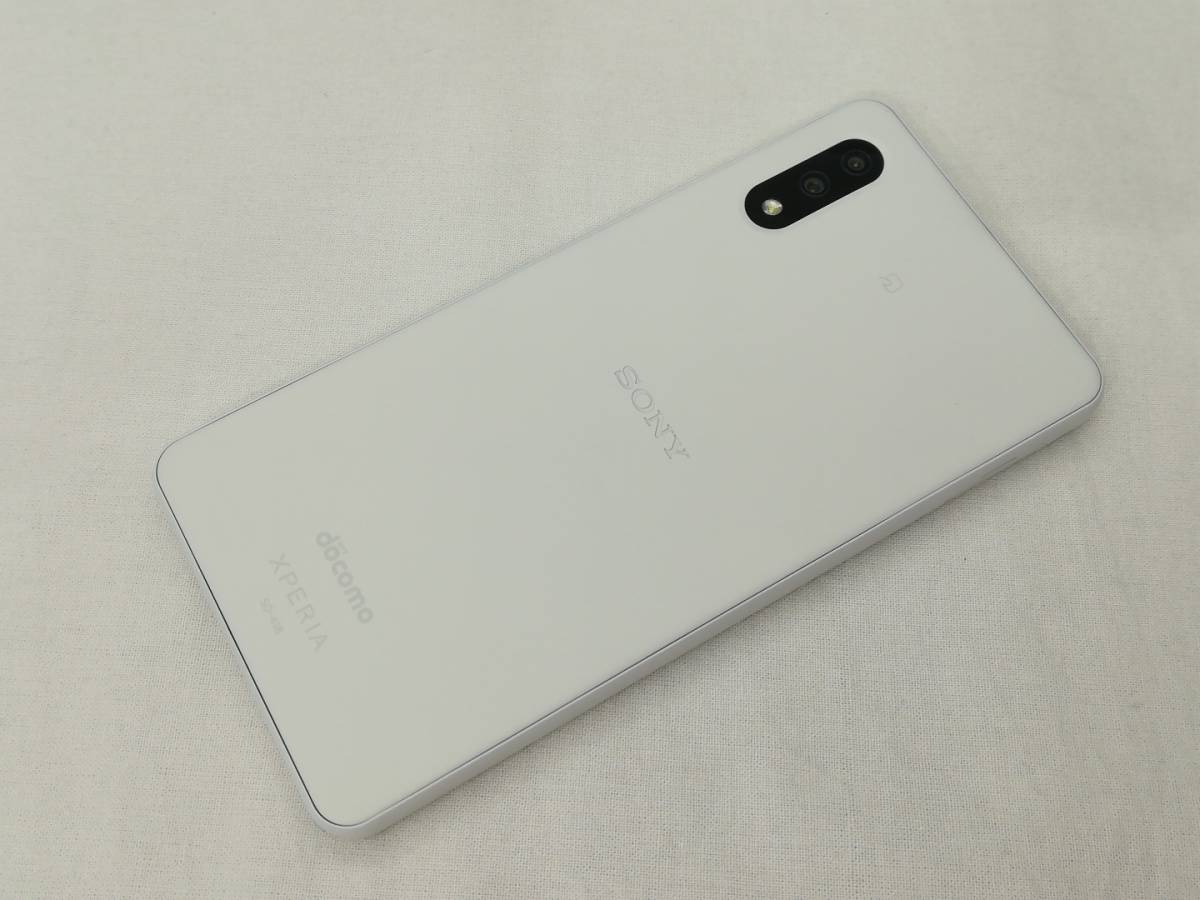 じゃんぱら大阪日本橋3号店】SONY docomo 【SIMロック解除済み