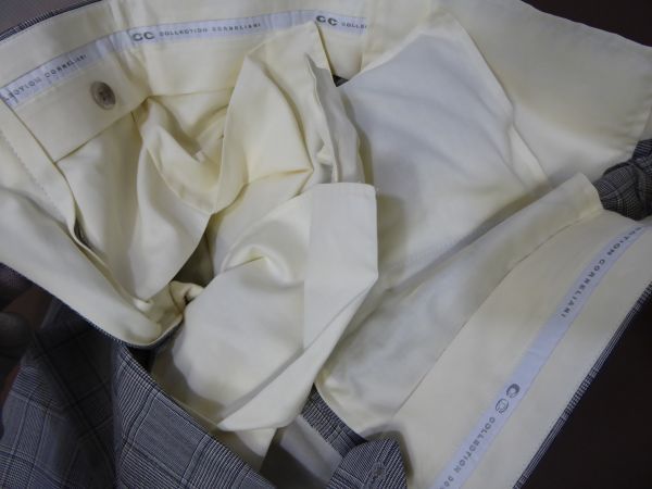 未使用品 CORNELIANI/コルネリアーニ メンズスーツ サイズ52 未使用品 CORNELIANI/コルネリアーニ メンズスーツ サイズ52